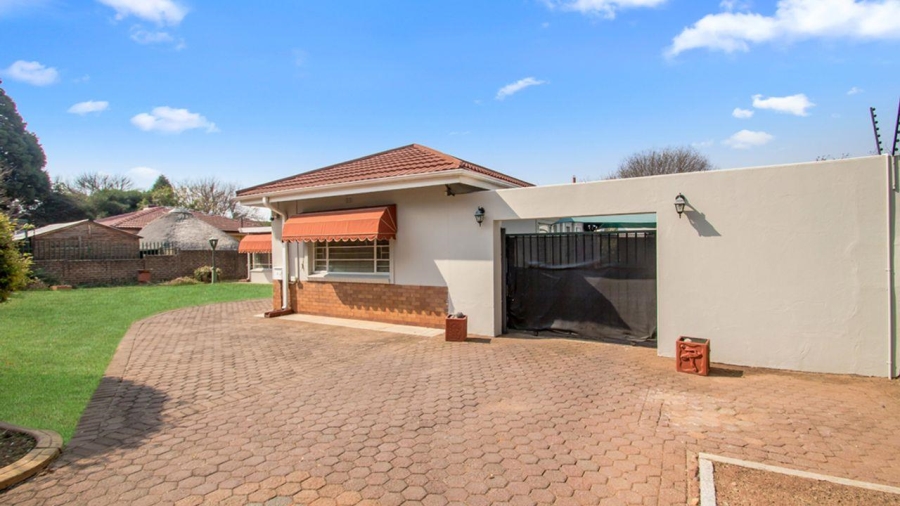 3 Bedroom Property for Sale in Discovery Gauteng