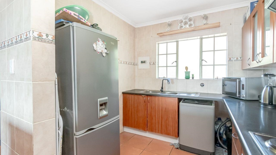 2 Bedroom Property for Sale in Windsor East Gauteng