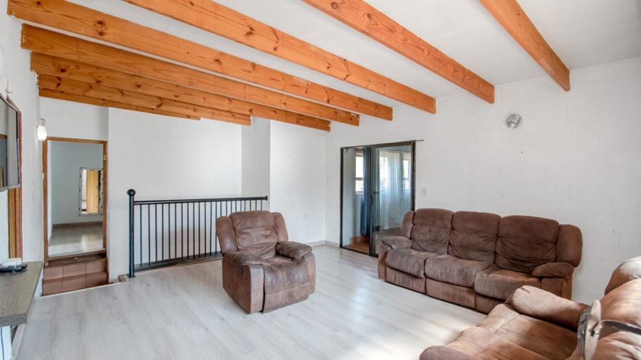 4 Bedroom Property for Sale in Albertville Gauteng