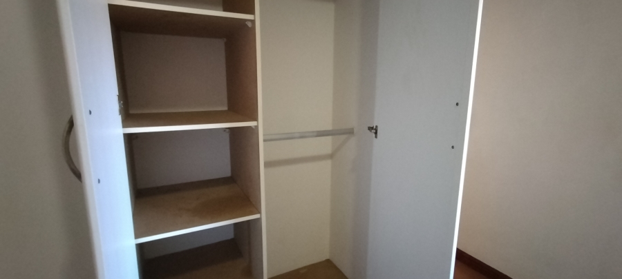 1 Bedroom Property for Sale in Honeydew Manor Gauteng