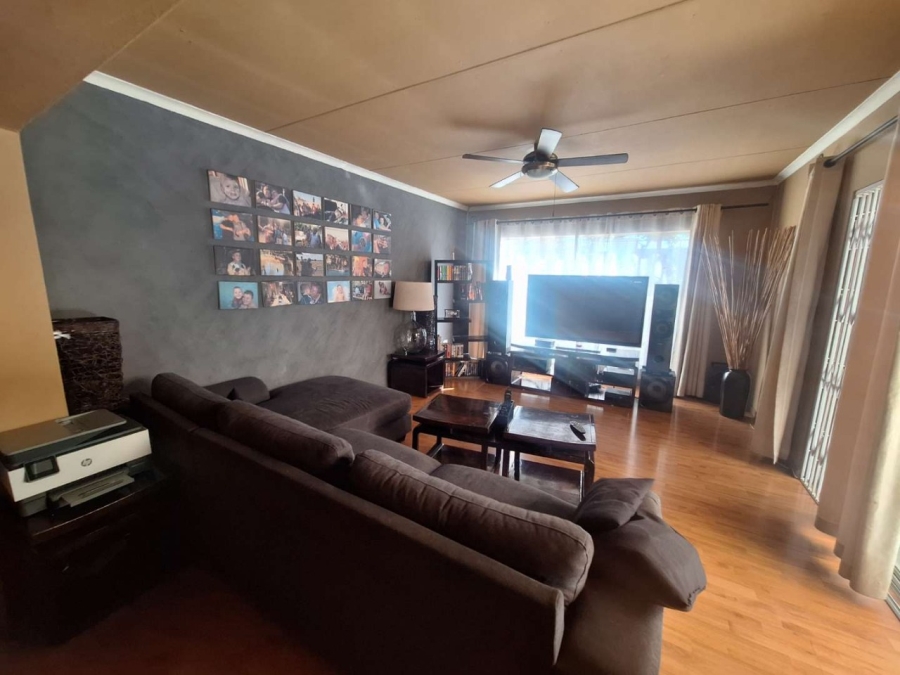 3 Bedroom Property for Sale in Albemarle Gauteng
