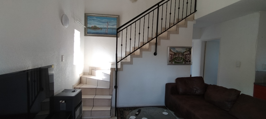 3 Bedroom Property for Sale in Wilgeheuwel Gauteng