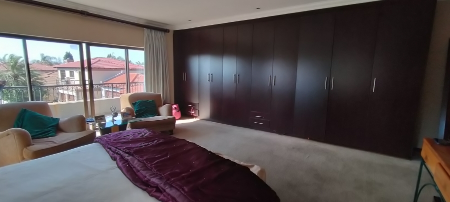 4 Bedroom Property for Sale in Ruimsig Gauteng