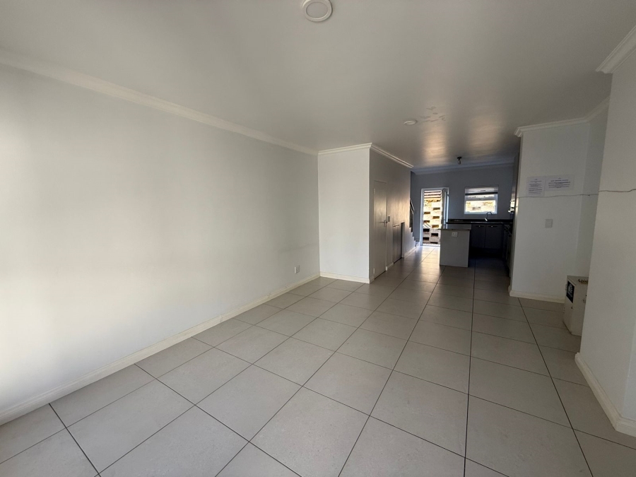 2 Bedroom Property for Sale in Bryanston Gauteng