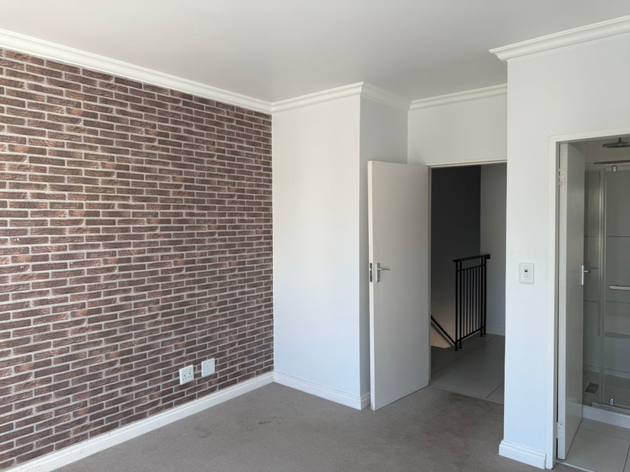2 Bedroom Property for Sale in Bryanston Gauteng
