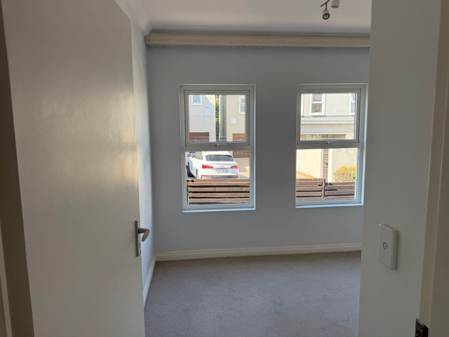 2 Bedroom Property for Sale in Bryanston Gauteng