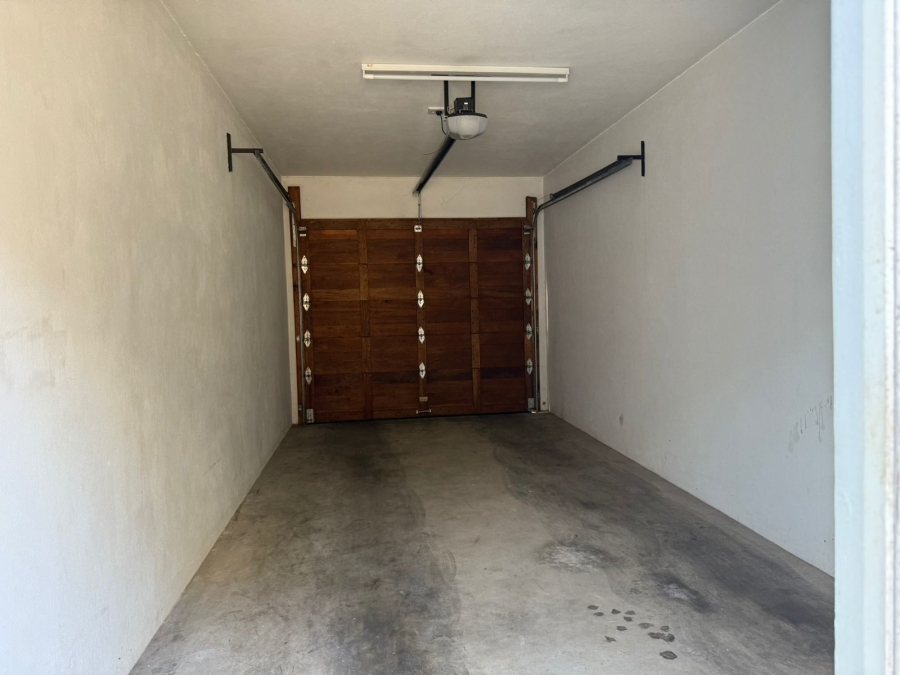 2 Bedroom Property for Sale in Bryanston Gauteng