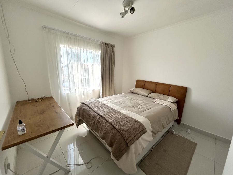 To Let 2 Bedroom Property for Rent in Vorna Valley Gauteng