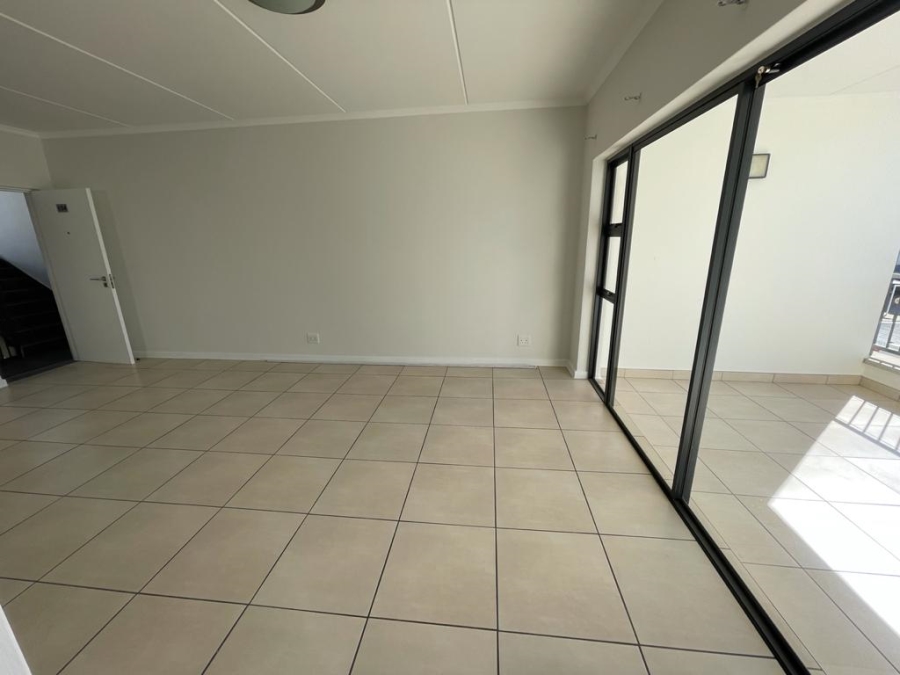 To Let 3 Bedroom Property for Rent in Greenstone Hill Gauteng