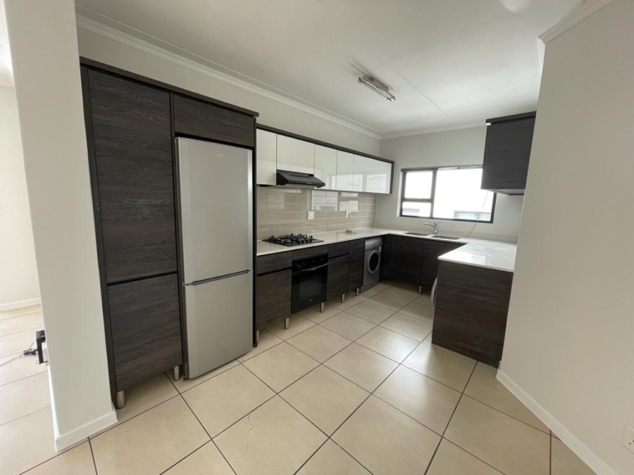 To Let 3 Bedroom Property for Rent in Greenstone Hill Gauteng
