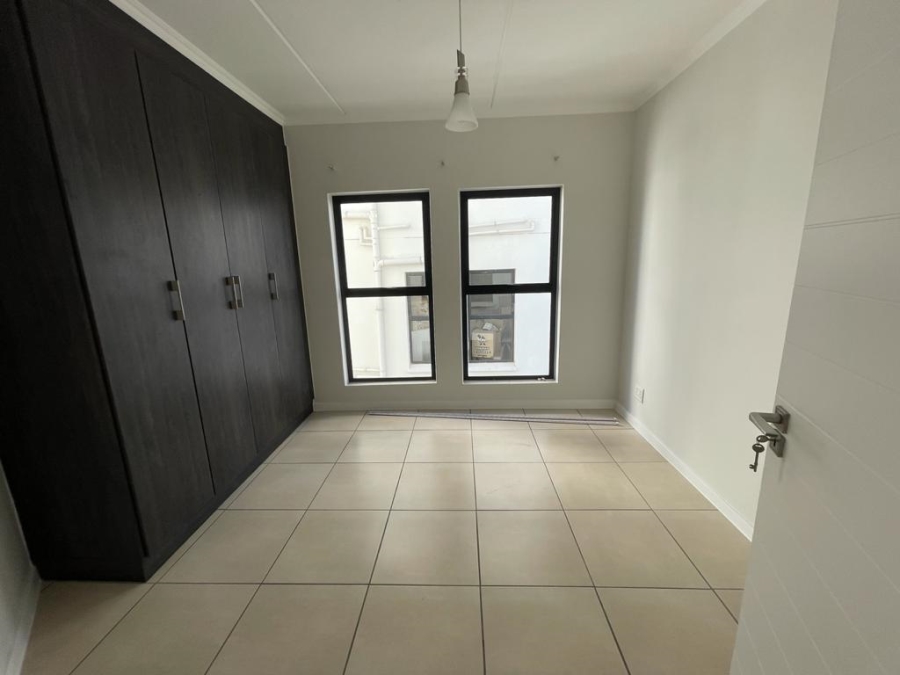 To Let 3 Bedroom Property for Rent in Greenstone Hill Gauteng