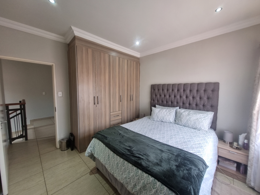 3 Bedroom Property for Sale in Equestria Gauteng