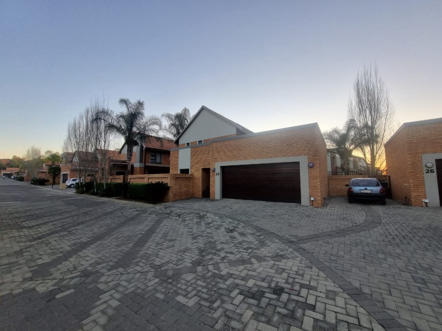 3 Bedroom Property for Sale in Equestria Gauteng