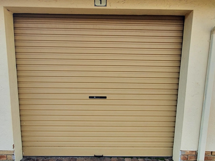 2 Bedroom Property for Sale in Kosmosdal Gauteng