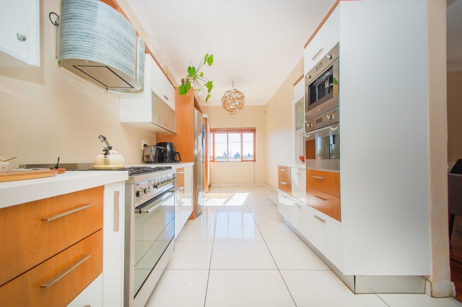 4 Bedroom Property for Sale in Linden Gauteng