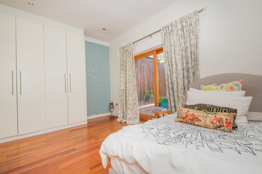4 Bedroom Property for Sale in Linden Gauteng