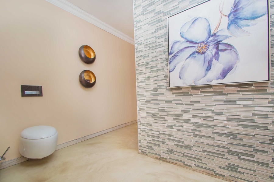 4 Bedroom Property for Sale in Linden Gauteng