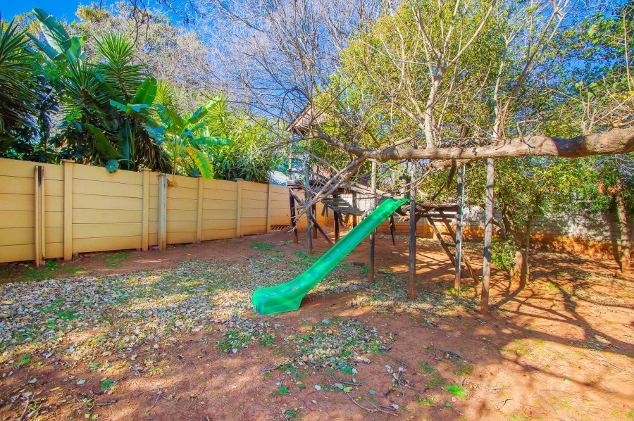 4 Bedroom Property for Sale in Linden Gauteng