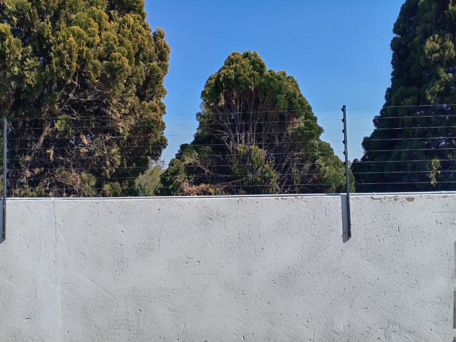 To Let 1 Bedroom Property for Rent in Noordwyk Gauteng