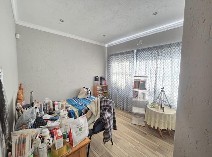 4 Bedroom Property for Sale in Glenvista Gauteng