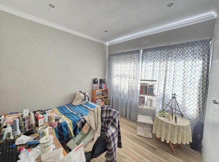 4 Bedroom Property for Sale in Glenvista Gauteng
