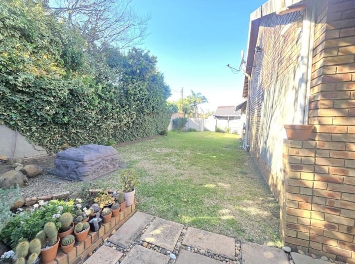 4 Bedroom Property for Sale in Glenvista Gauteng