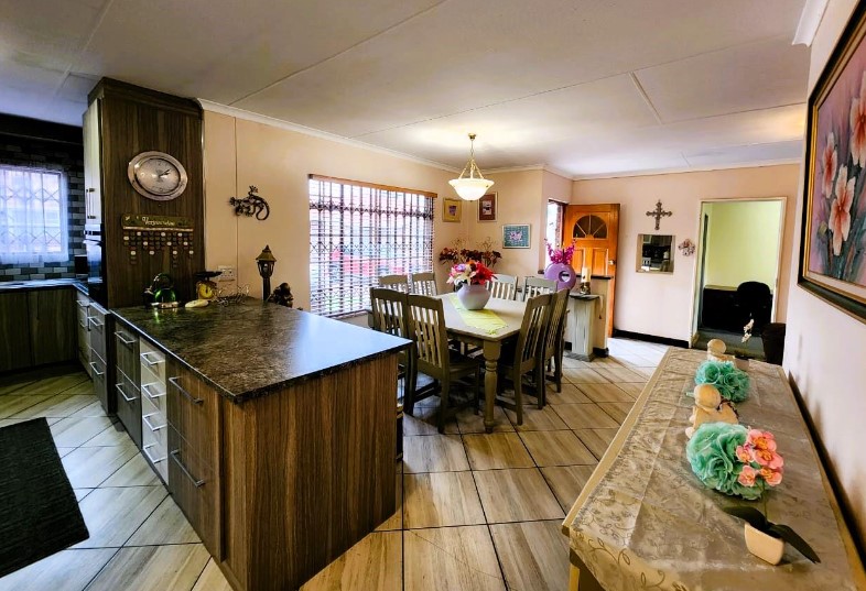 2 Bedroom Property for Sale in Arcon Park Gauteng