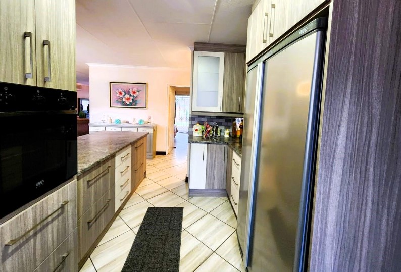 2 Bedroom Property for Sale in Arcon Park Gauteng