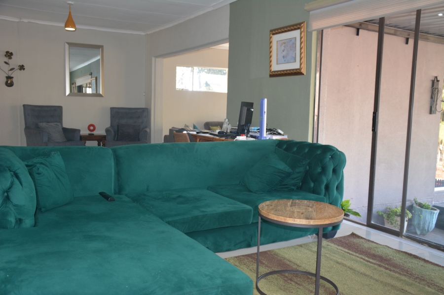 3 Bedroom Property for Sale in Roodekrans Gauteng
