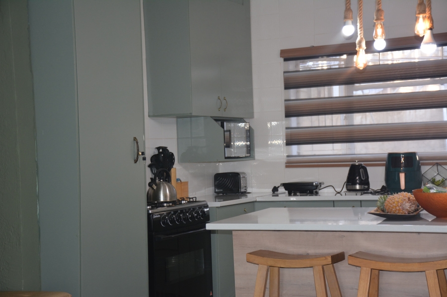 3 Bedroom Property for Sale in Roodekrans Gauteng