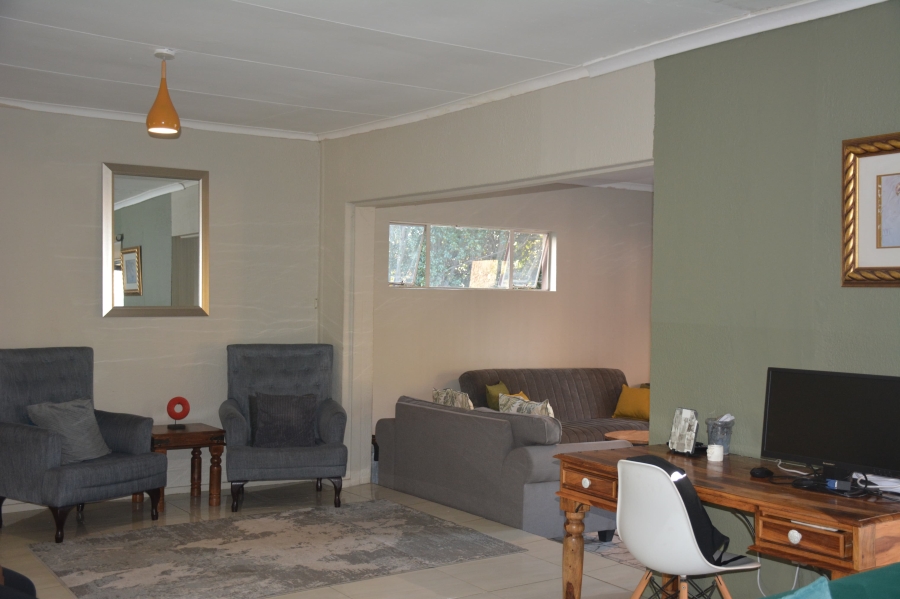 3 Bedroom Property for Sale in Roodekrans Gauteng