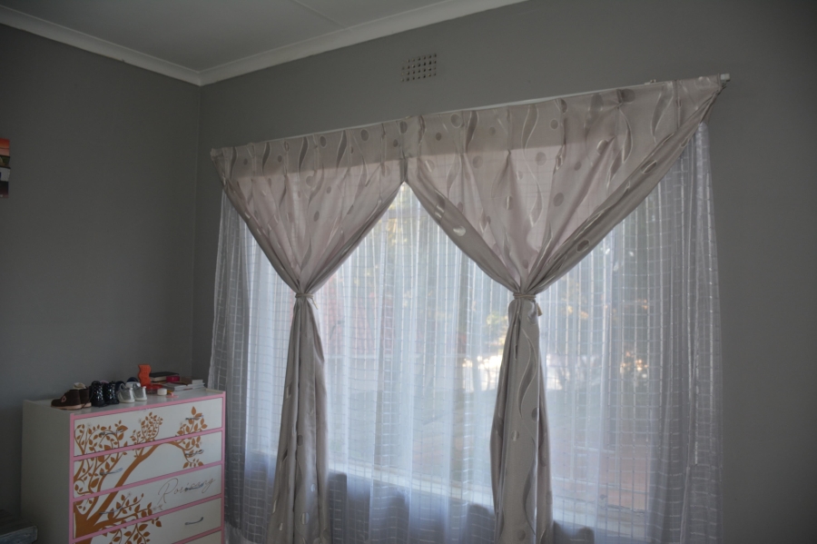 3 Bedroom Property for Sale in Roodekrans Gauteng
