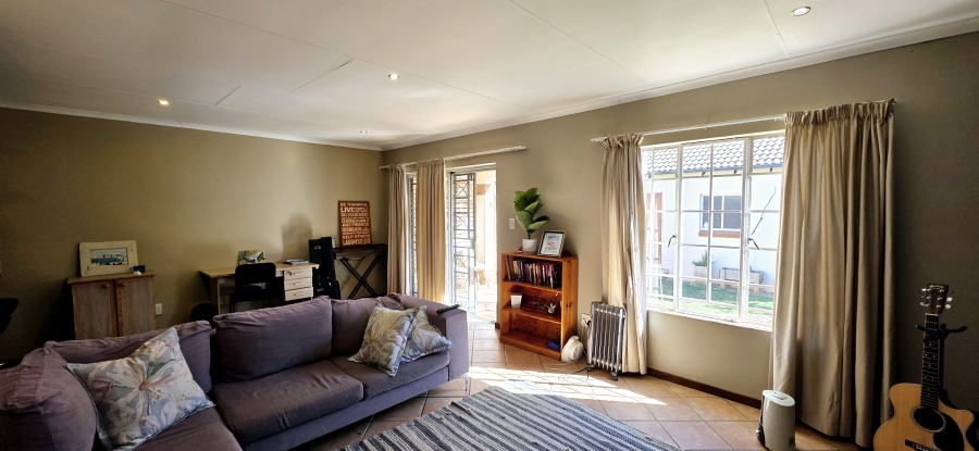 2 Bedroom Property for Sale in Equestria Gauteng