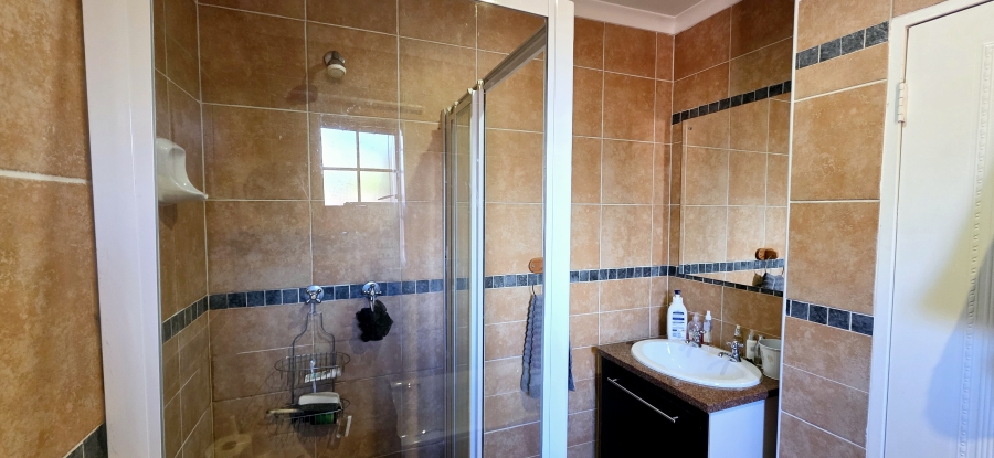 2 Bedroom Property for Sale in Equestria Gauteng