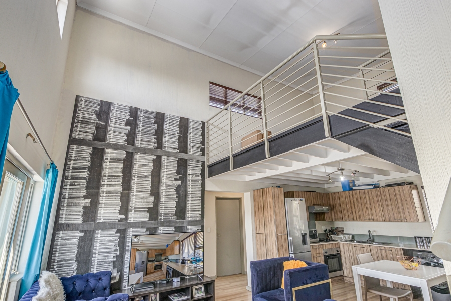 2 Bedroom Property for Sale in Lonehill Gauteng