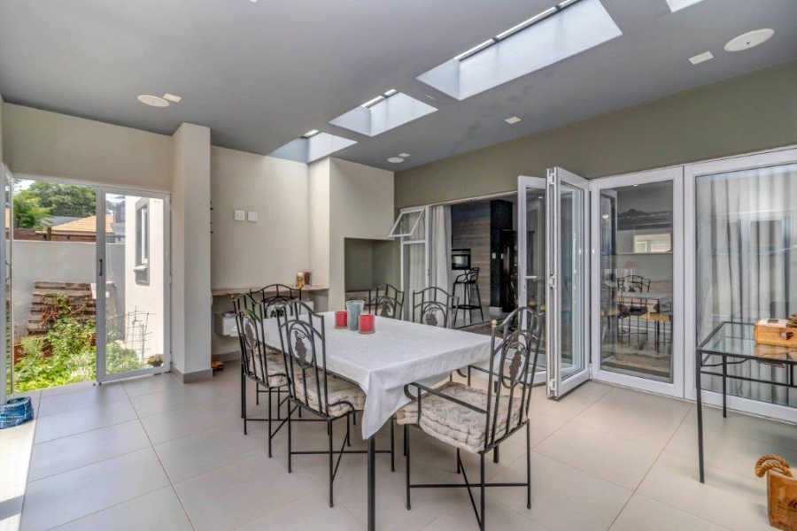 To Let 4 Bedroom Property for Rent in Hyde Park Gauteng
