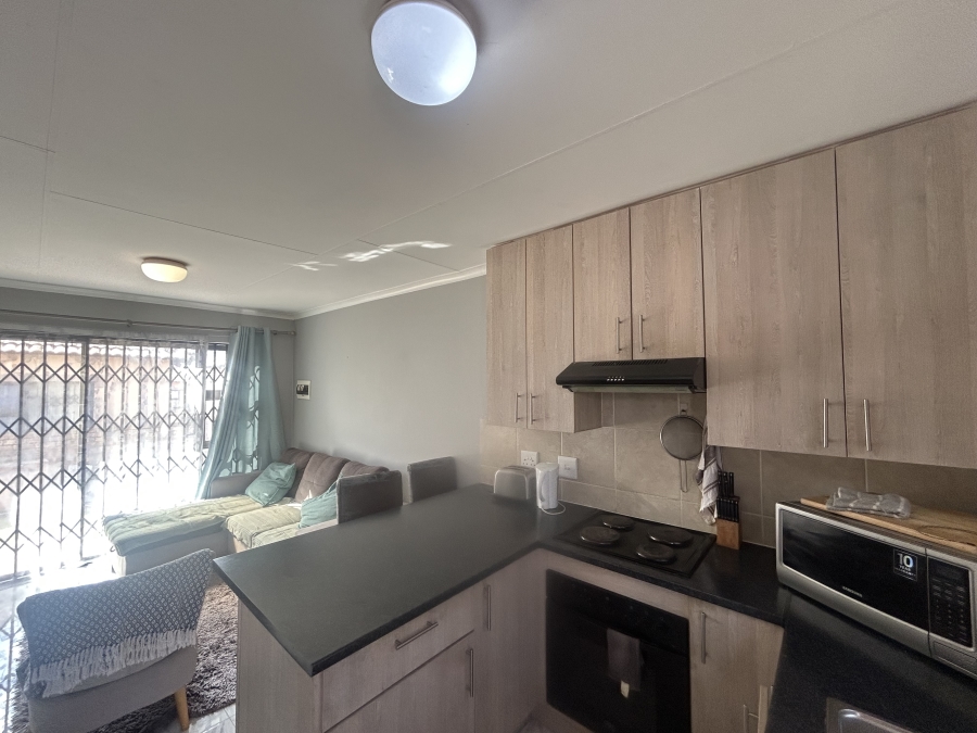 To Let 3 Bedroom Property for Rent in Chantelle Gauteng