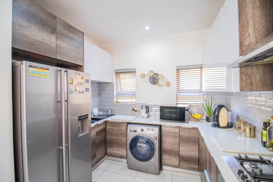 3 Bedroom Property for Sale in Carlswald Gauteng