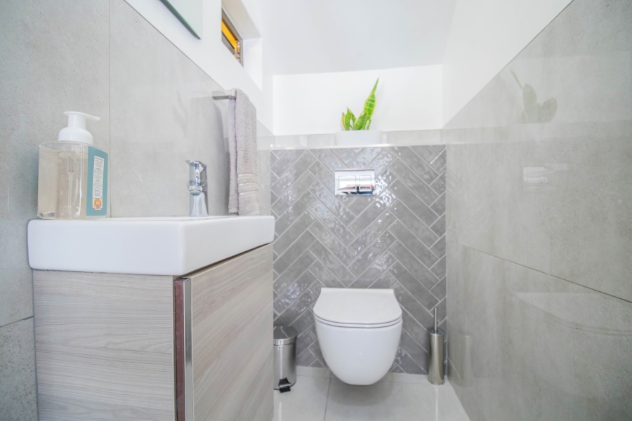 3 Bedroom Property for Sale in Carlswald Gauteng