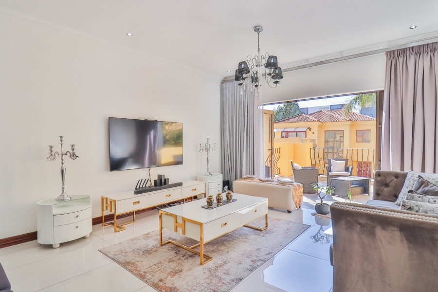 3 Bedroom Property for Sale in Carlswald Gauteng