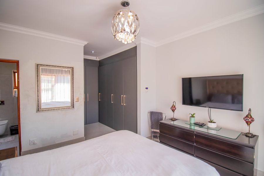 3 Bedroom Property for Sale in Carlswald Gauteng