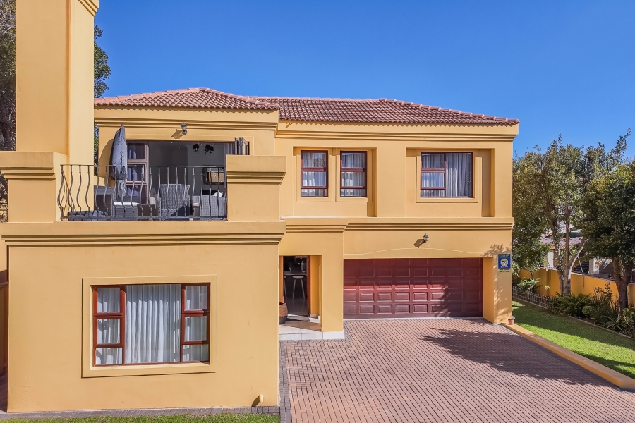 3 Bedroom Property for Sale in Carlswald Gauteng