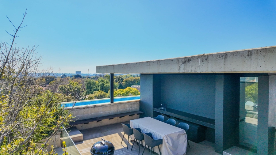 3 Bedroom Property for Sale in Nieuw Muckleneuk Gauteng