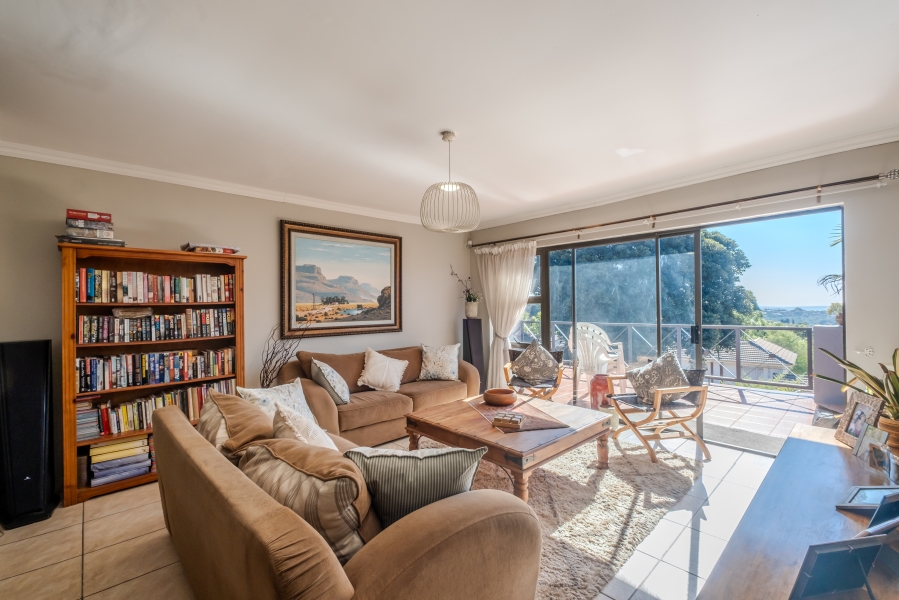 5 Bedroom Property for Sale in Moreleta Park Gauteng