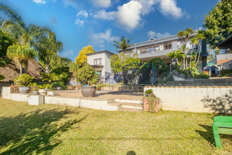 5 Bedroom Property for Sale in Moreleta Park Gauteng