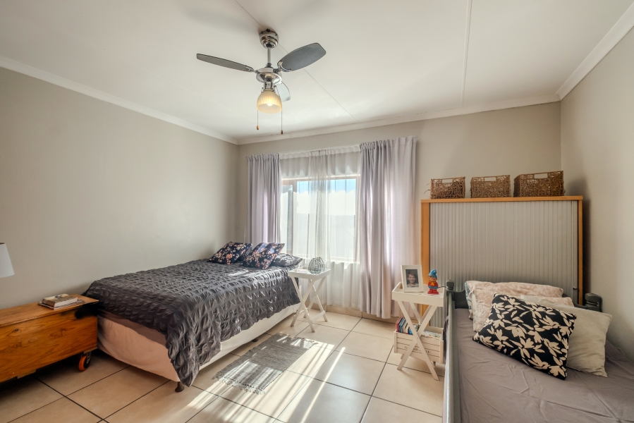 5 Bedroom Property for Sale in Moreleta Park Gauteng