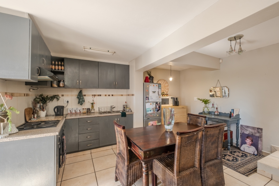 5 Bedroom Property for Sale in Moreleta Park Gauteng