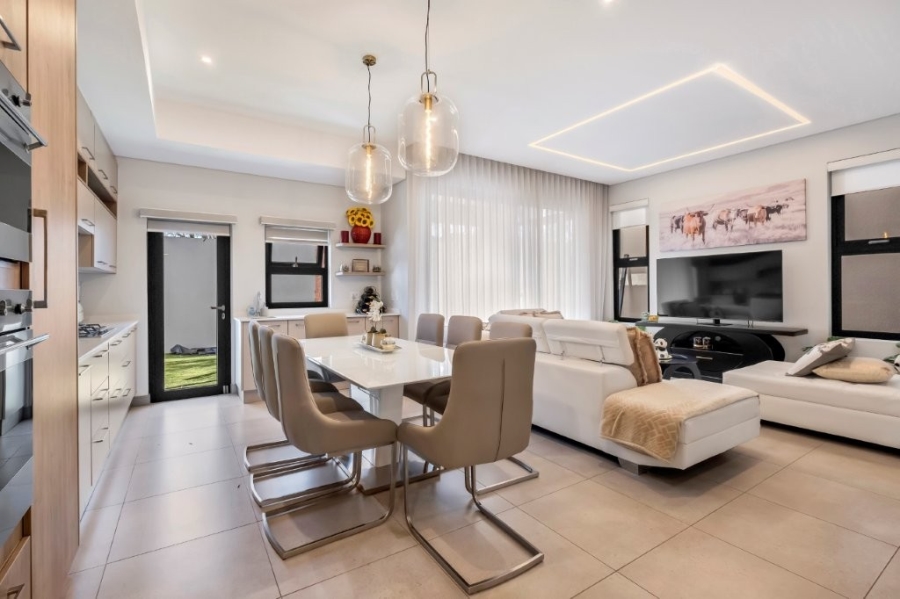 To Let 3 Bedroom Property for Rent in Bryanston Gauteng