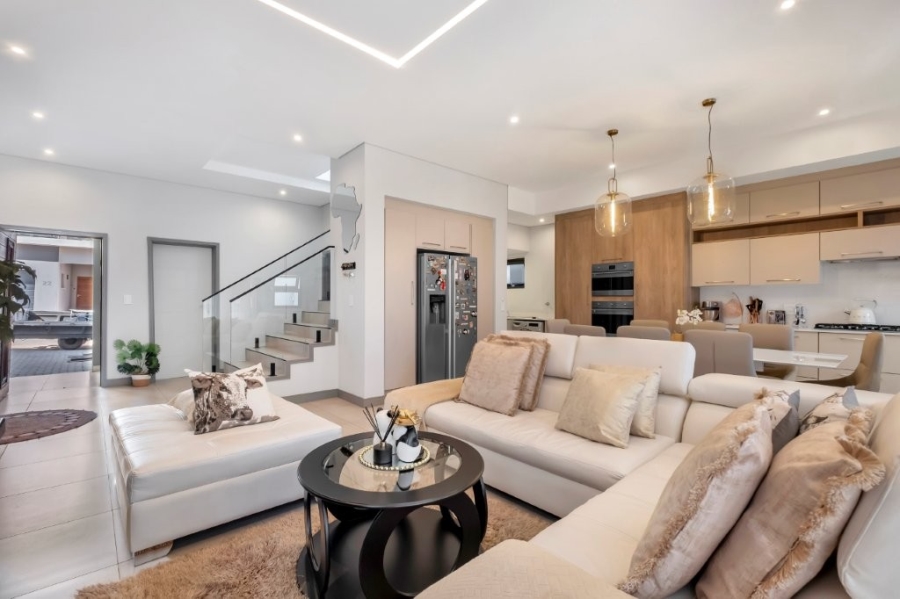 To Let 3 Bedroom Property for Rent in Bryanston Gauteng