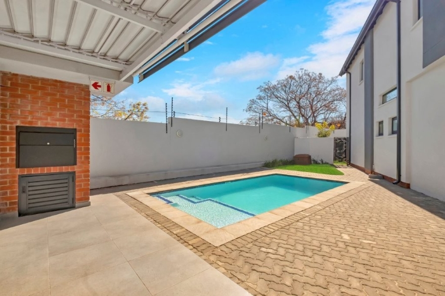 To Let 3 Bedroom Property for Rent in Bryanston Gauteng
